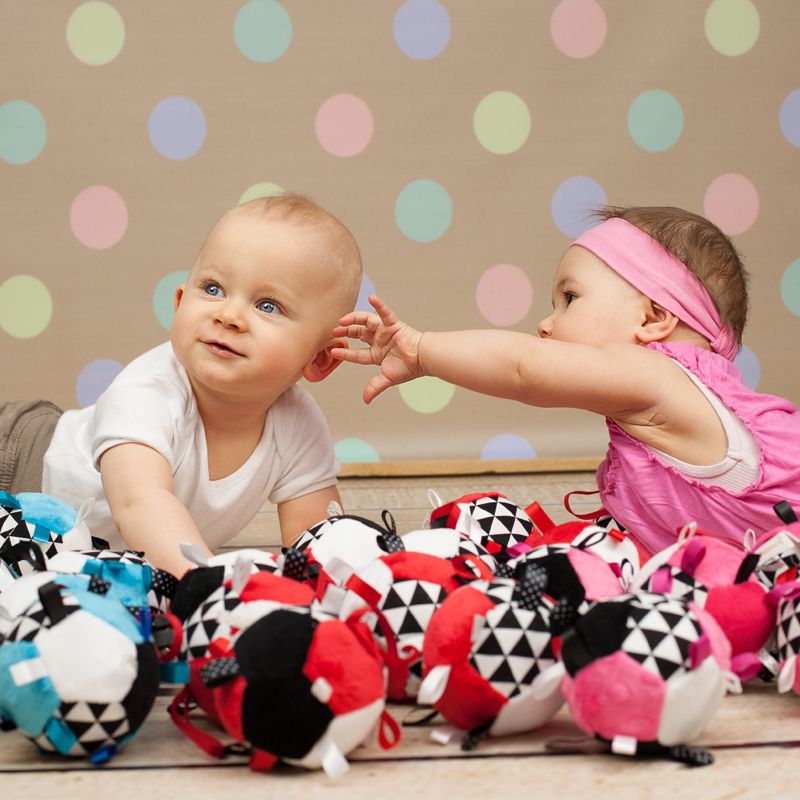 Hencz Toys Plyšový barevný balónek růžová - obrázek 3