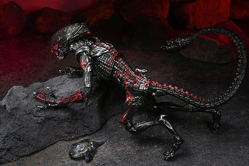 Neca Figurka Alien - Night Cougar Alien (Kenner Tribute) - obrázek 2