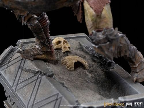 Iron Studios Figurka Pán Prstenů - Armored Orc BDS Art Scale 1/10 - obrázek 3