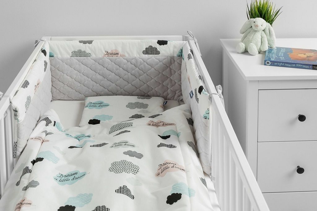 SENSILLO Mantinel do postýlky velvet CLOUDS PLUSH KARO 180x30 cm - obrázek 6