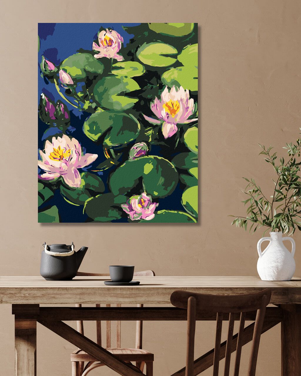 zuty Malování podle čísel - LEKNÍNY V ZAHRADNÍM JEZEŘE - Rozměr: 40x50 cm, Rámování: Varianta: bez rámu a bez vypnutí plátna - obrázek 2