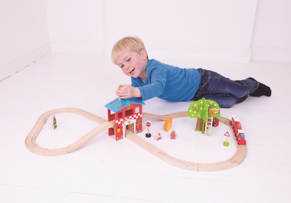 Bigjigs Rail Dřevěná vláčkodráha hasičská stanice - obrázek 4