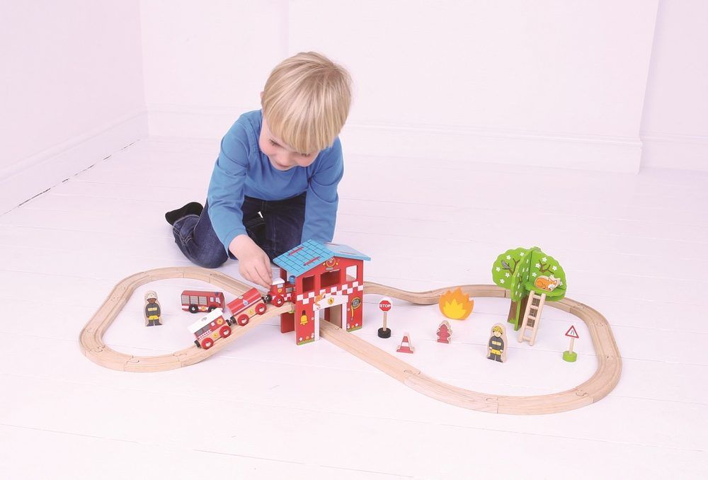 Bigjigs Rail Dřevěná vláčkodráha hasičská stanice - obrázek 6