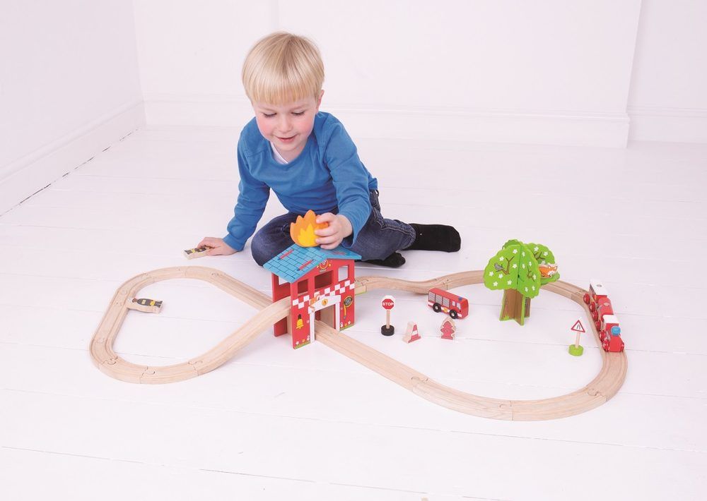 Bigjigs Rail Dřevěná vláčkodráha hasičská stanice - obrázek 7