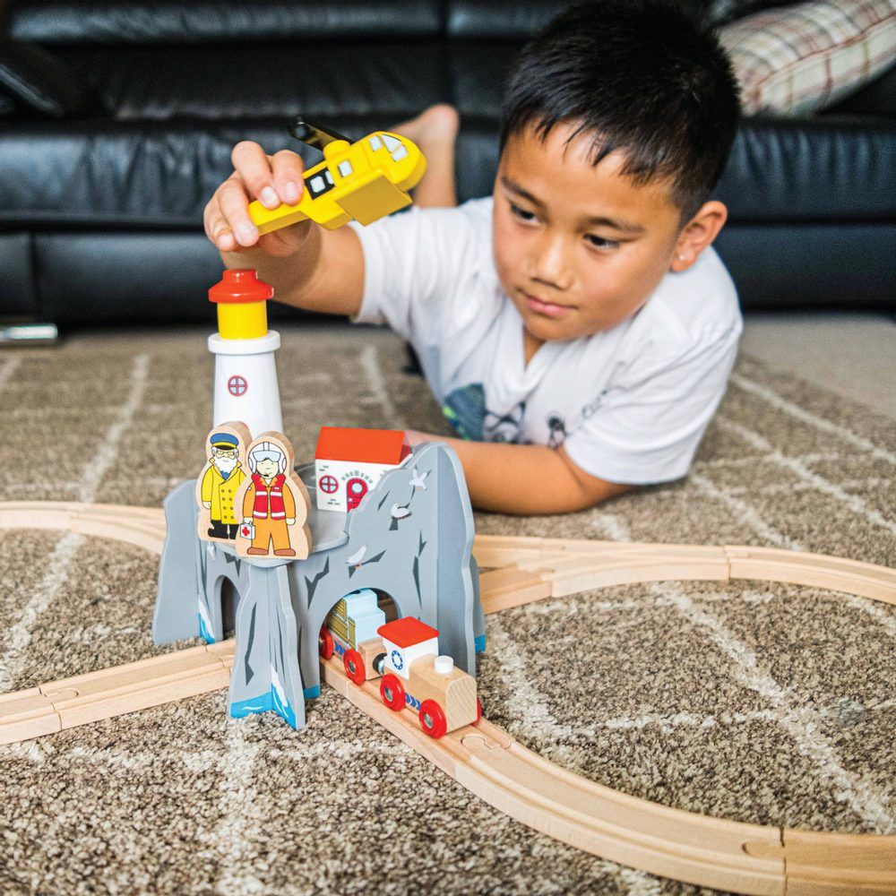 Bigjigs Rail Tunel s majákem a heliportem - obrázek 4