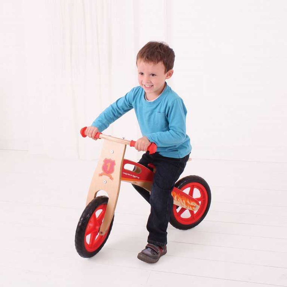 Bigjigs Toys Dřevěné odrážedlo červené - obrázek 2