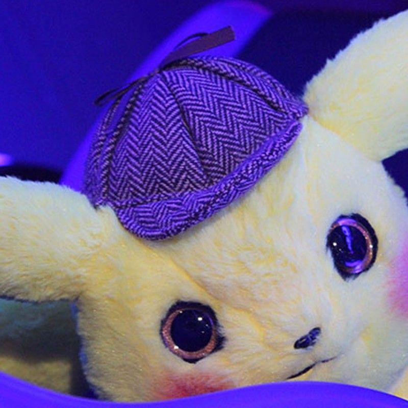 Detektiv Pikachu 28 cm Plyšák Pokemon - obrázek 4