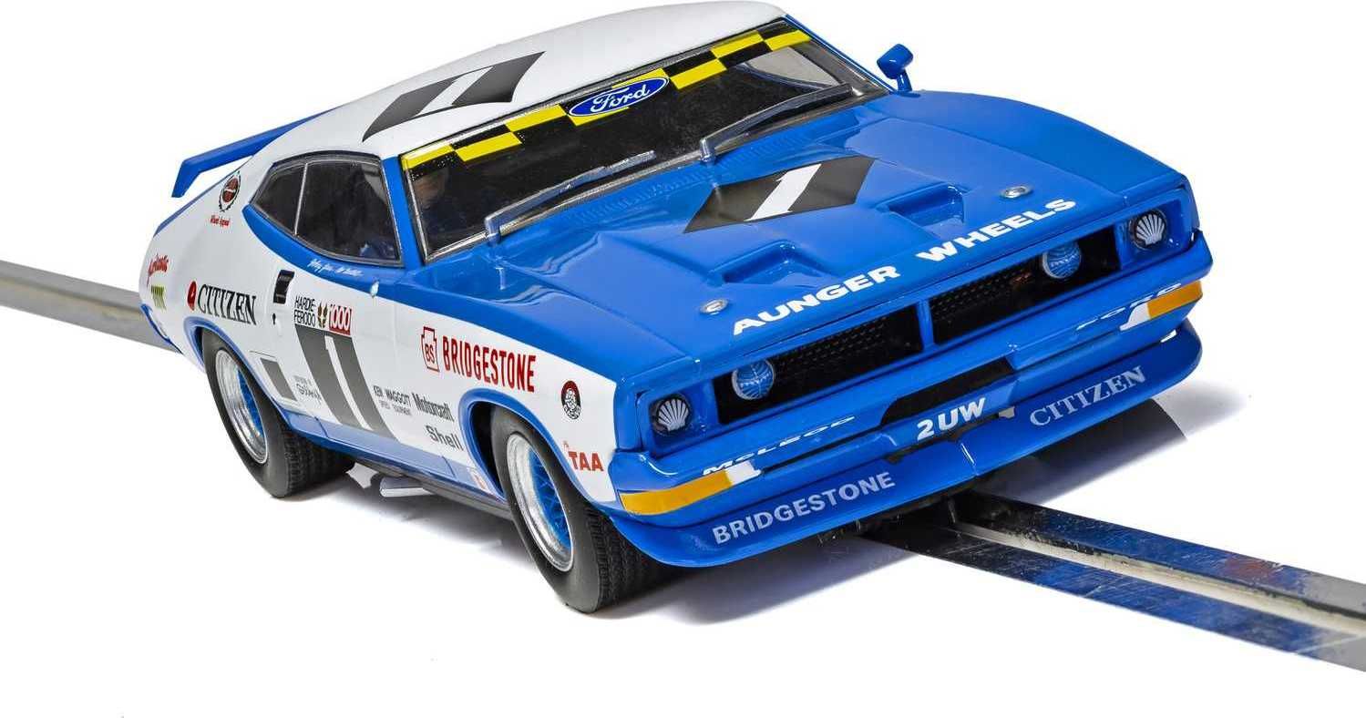 Autíčko Touring SCALEXTRIC C4039 - Ford XB Falcon - Bathurst 1975 - Goss,Bartlet (1:32) - obrázek 3