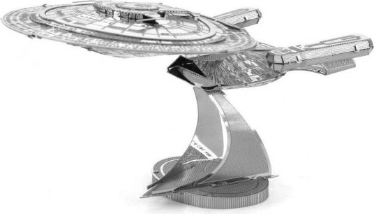 METAL EARTH 3D puzzle Star Trek: U.S.S. Enterprise NCC-1701-D - obrázek 1