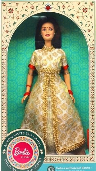 BARBIE visits Taj Mahal - Colours of India, rok 2017 - obrázek 1