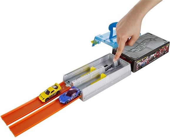 Hot Wheels DRÁHA V KUFŘÍKU - obrázek 3