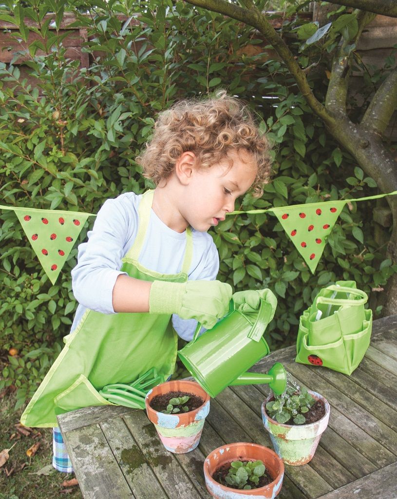 Bigjigs Toys Zahradní zástěra zelená s beruškou - obrázek 3