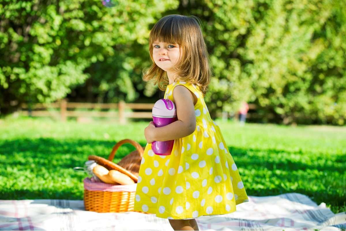 CHICCO Hrneček Sport termo s brčkem 266 ml, zelený 12m+ - obrázek 2