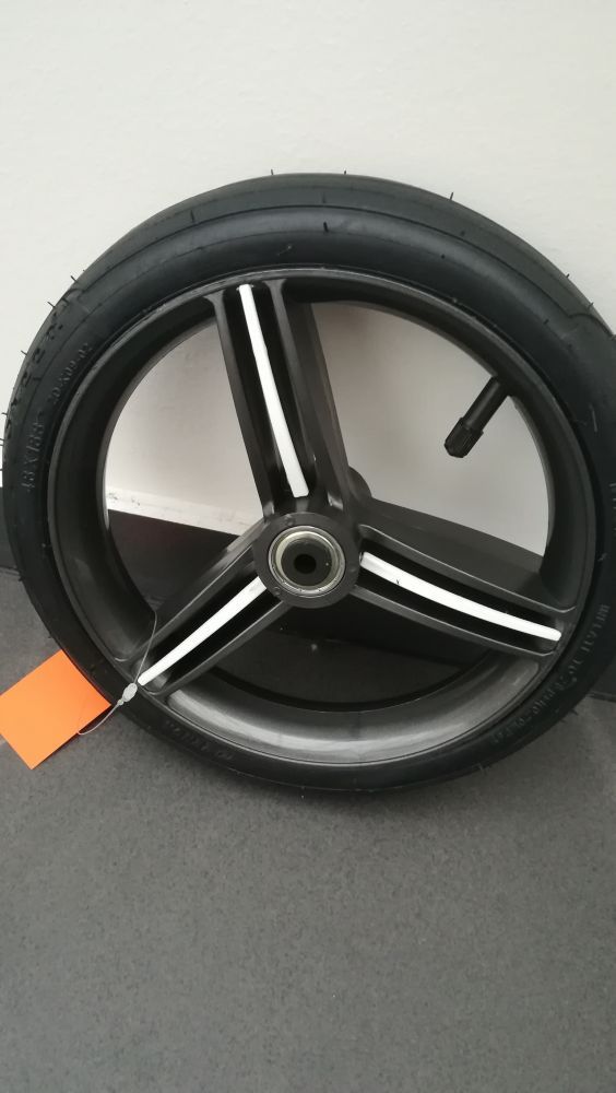 Přední nafukovací kolečko Bebetto Graphite - obrázek 1