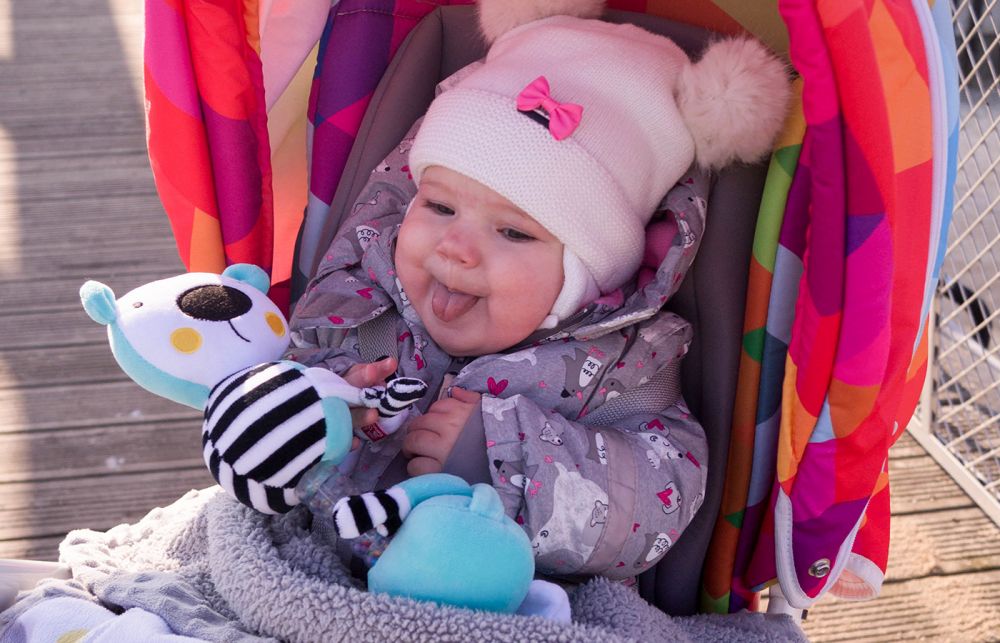 Mom´s Care Chrastítko na kočárek Mom´s Růžová 2018 - obrázek 2