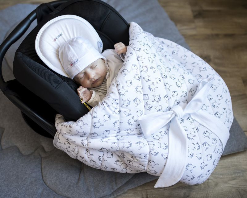 Zavinovačka multifunkční Little Angel Prošev Outlast - obrázek 1