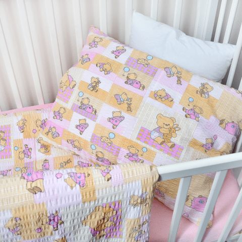 Stanex Dětské ložní povlečení krepové méďa s hračkami růžový (LS318) Dětské ložní povlečení 135x90 + 45x65 - (LS318) - obrázek 1