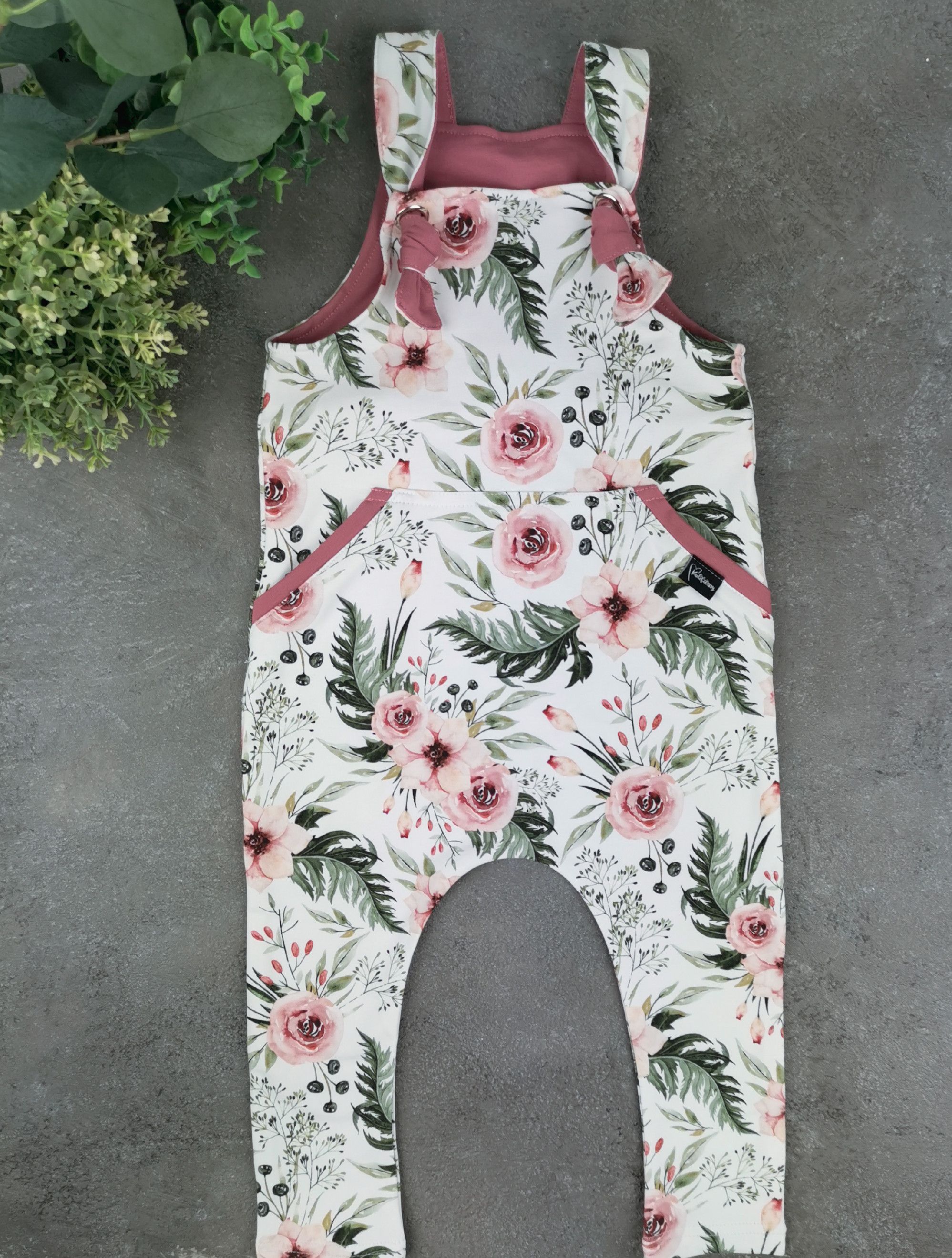 Kulišárny (handmade) Laclové tepláčky ,,RosAntic,, VELIKOST: 98-104 - obrázek 1