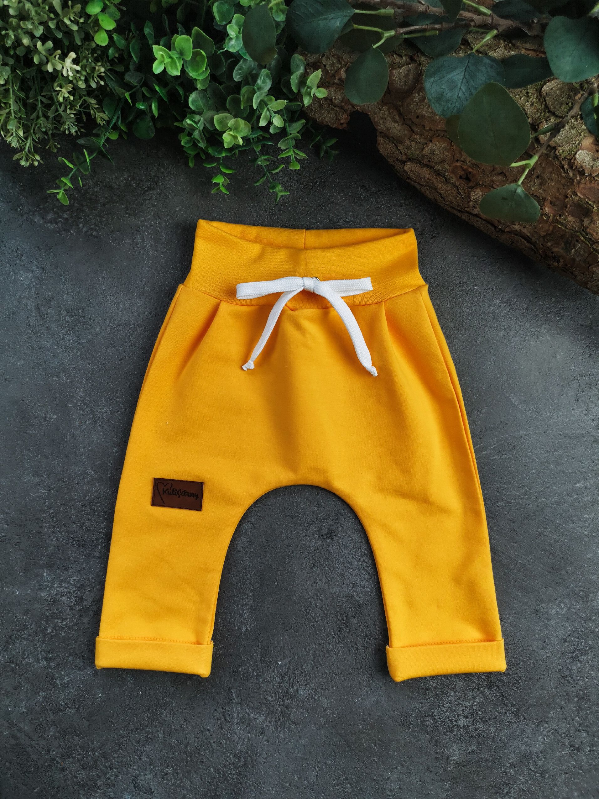 Kulišárny (handmade) Baggy ,,YOLK,, VELIKOST: 56 - obrázek 1
