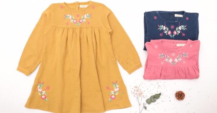 Stylové holčičí šaty s vyšitými květy Cigit Kids --4 - obrázek 6
