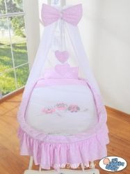 Koš proutěný s NEBESY a výbavou - TŘI SOVY růžový puntík - My Sweet Baby barevné provedení bílá - obrázek 3