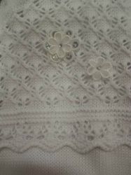 Svetr dětský slabší - VZOR S KYTIČKOU bílý - vel.92 - obrázek 2