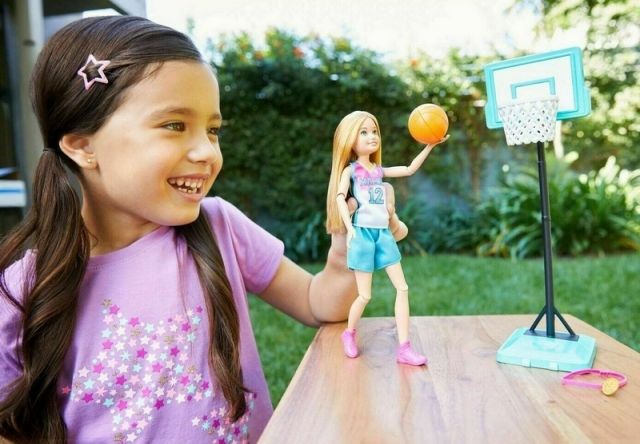 BARBIE SPORTOVÁNÍ - obrázek 7