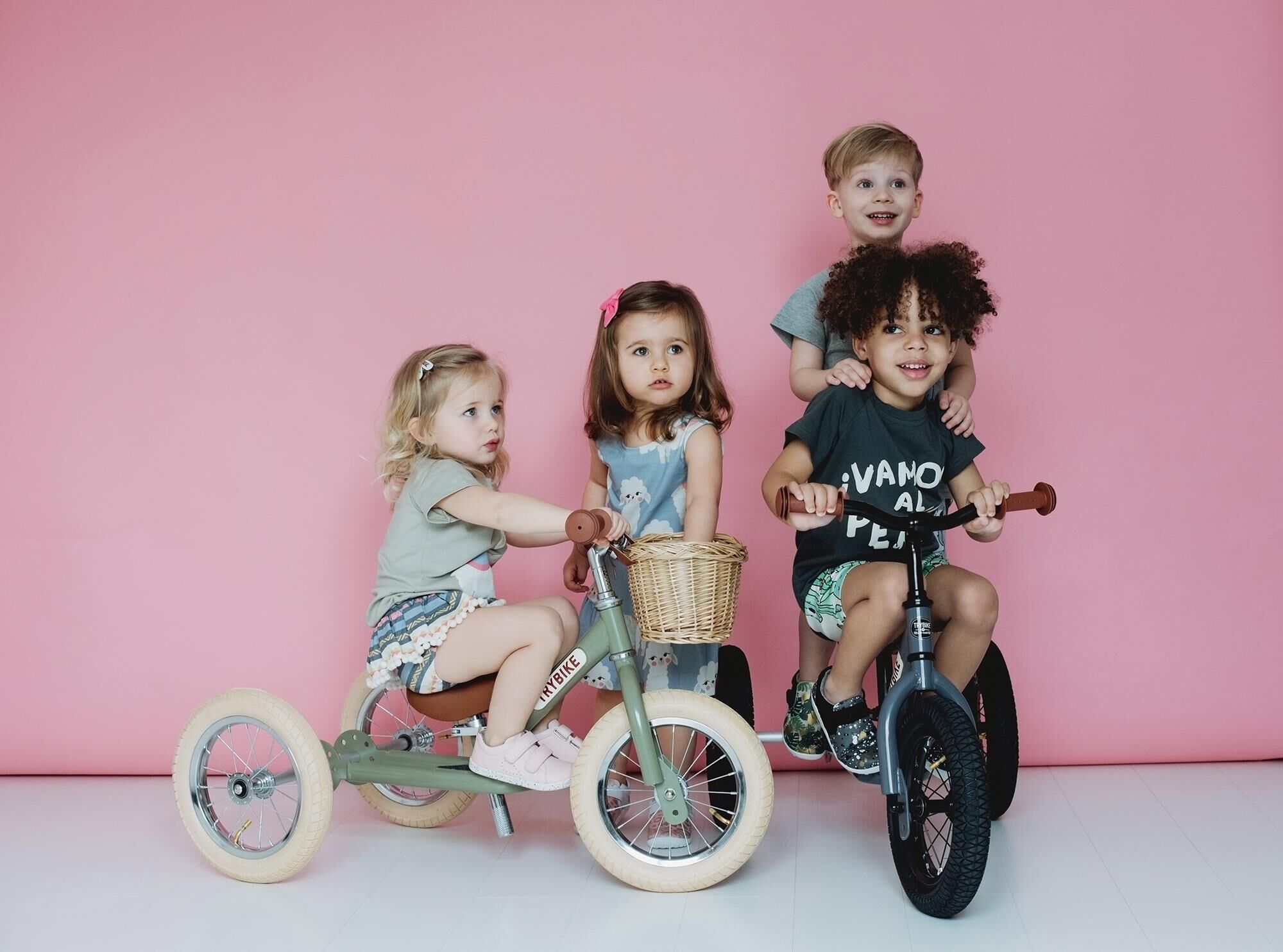TRYBIKE odrážedlo ŠEDÁ - obrázek 12