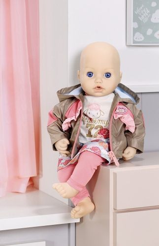 Zapf Creation Baby Annabell Oblečení s bundou 43 cm - hnědo-růžová bunda s kapucí - obrázek 5