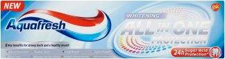 Aquafresh All in One Protection Whitening zubní pasta s fluoridem 75 ml - obrázek 1