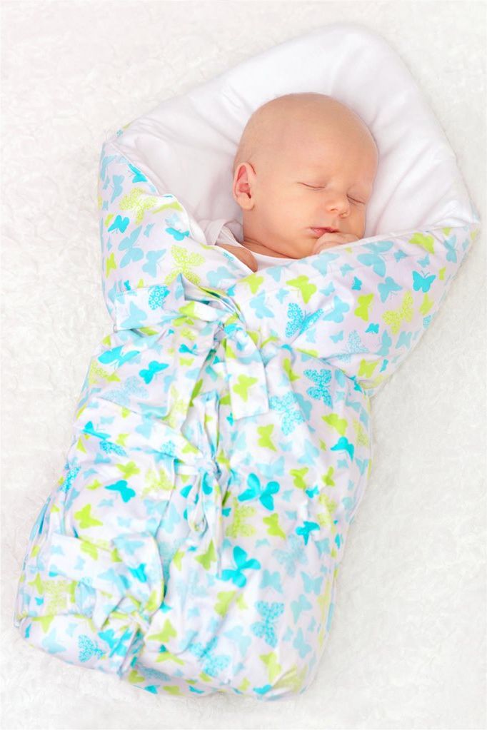 Klasická šněrovací zavinovačka New Baby růžová srdíčka - obrázek 5