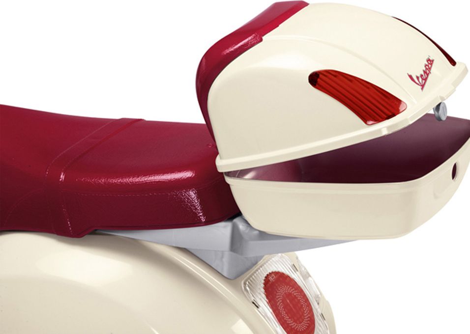 Peg Perego VESPA (12V, 2 motory) - obrázek 4
