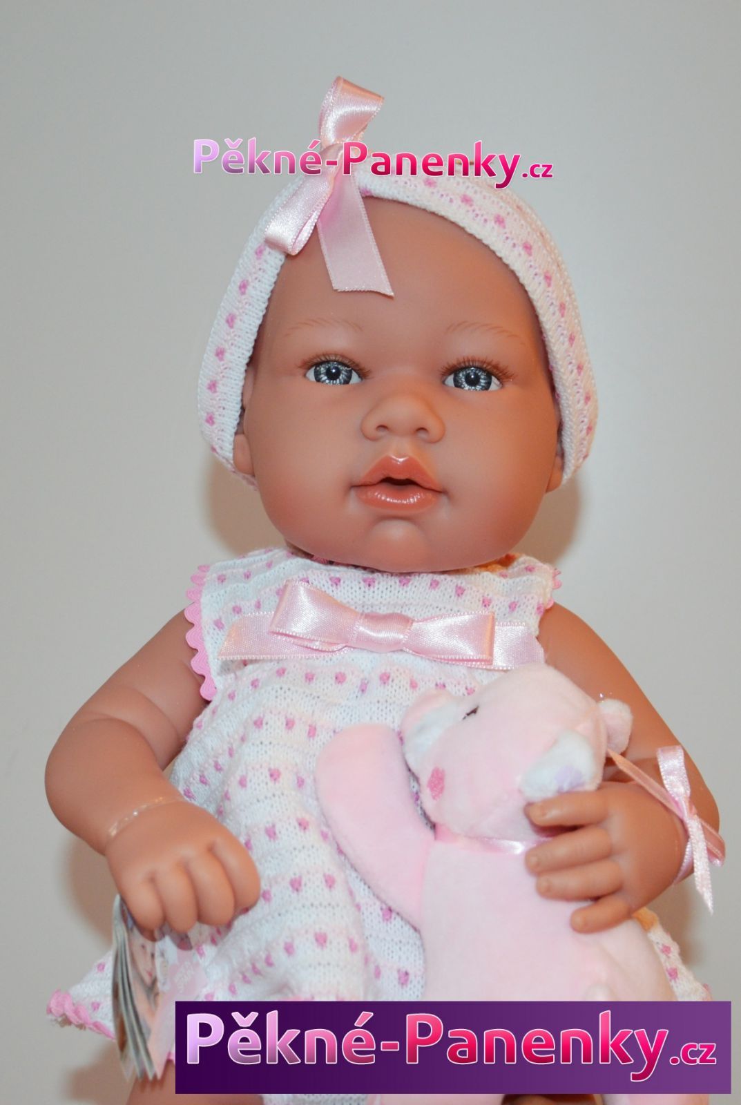 Realistické miminko Arias® s medvídkem 42cm - obrázek 5