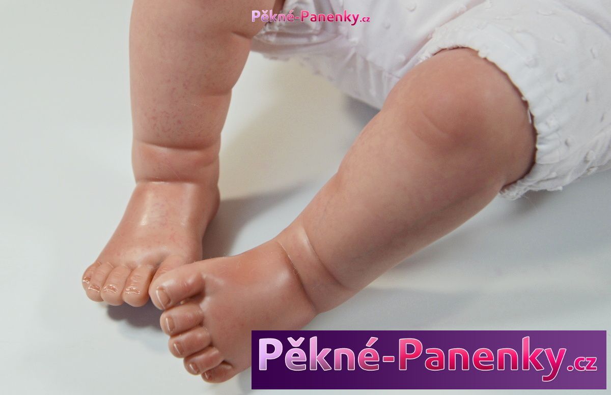 Reborn realistická panenka Arias® Mies růžová s kabátkem 45 cm - obrázek 6