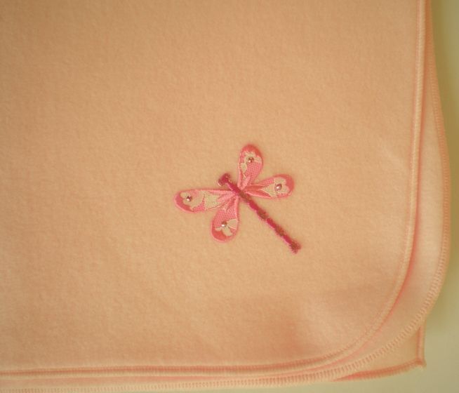 Růžová deka s vážkou - obrázek 1