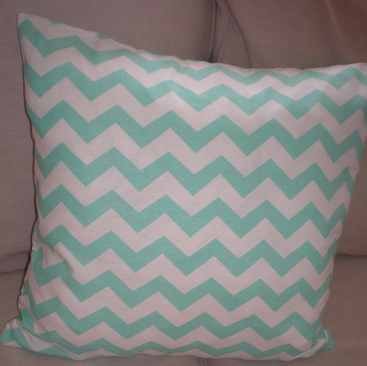 MeeMee Polštářek 40 x 40cm -  Zig zag mint - obrázek 2