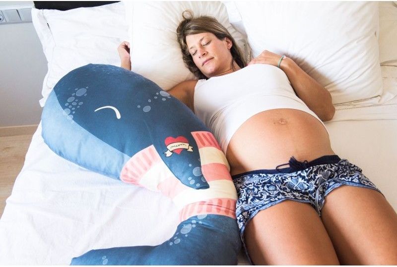 Baby Bites multifunkční polštář Whale - obrázek 3