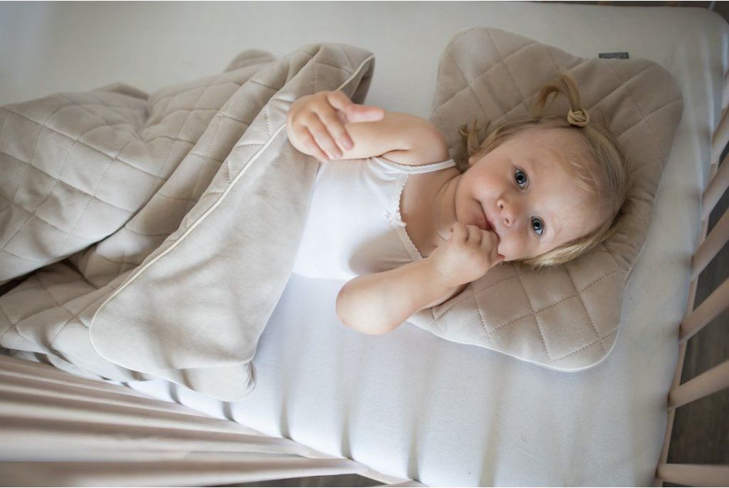 Sametová deka Sleepee Royal Baby písková - obrázek 4