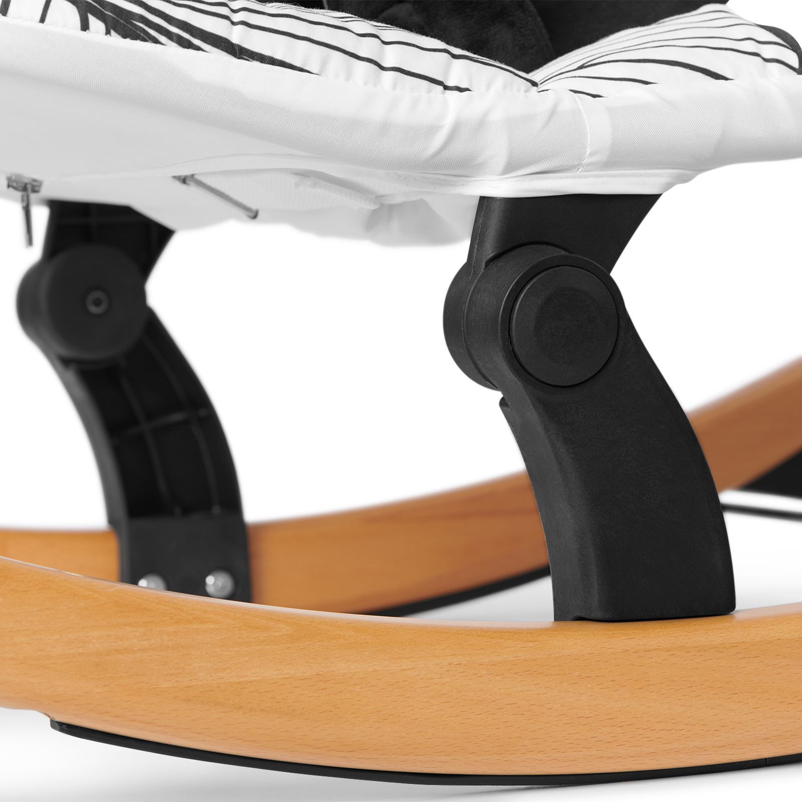 Houpátko Finio Black/White 0m+, do 18 kg, Kinderkraft 2019 - obrázek 12