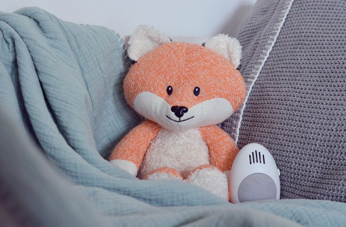 FLOW Hračka s tlukotem srdce Robin the Fox Orange - obrázek 6