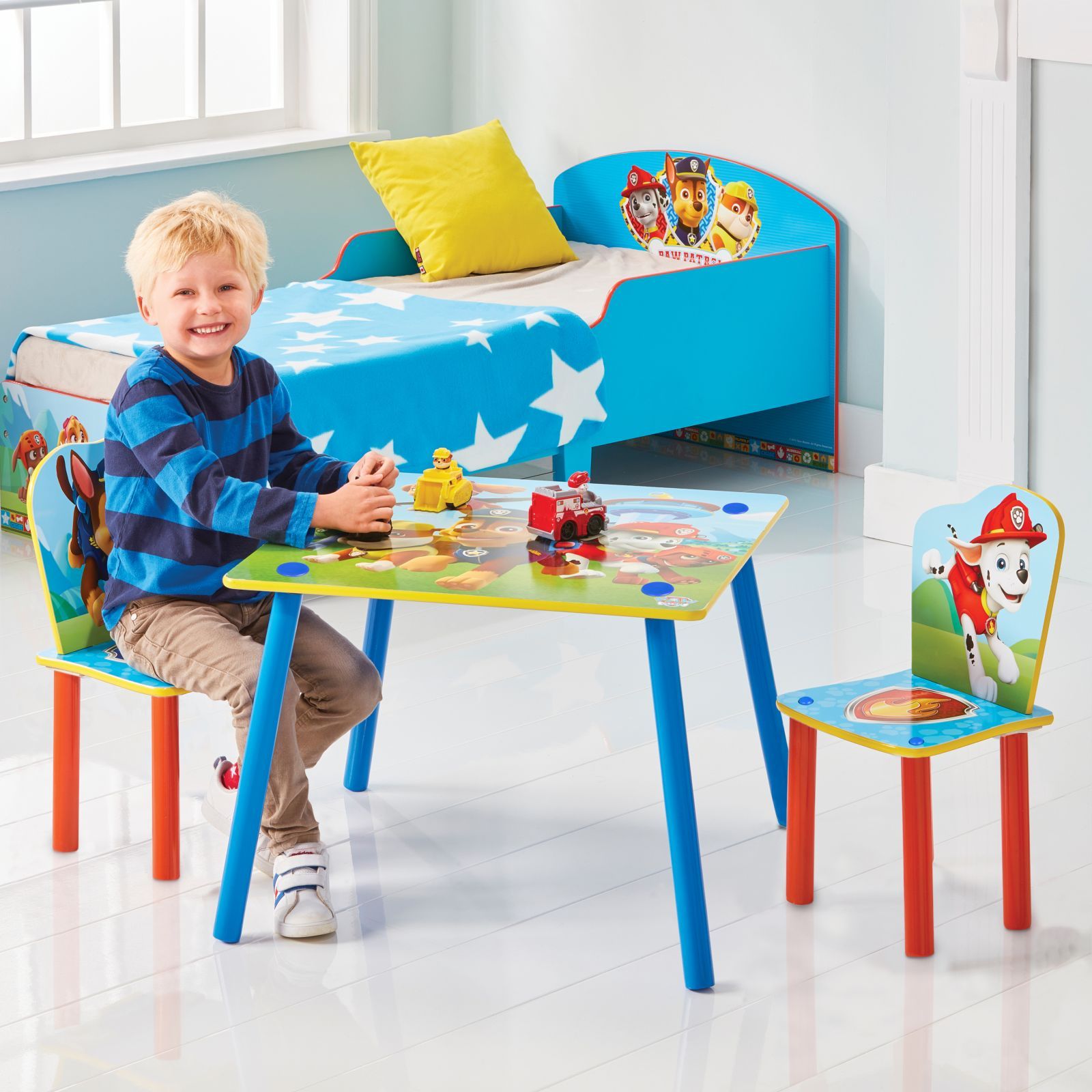 Moose Toys Ltd Dětský stůl s židlemi Paw Patrol - obrázek 2