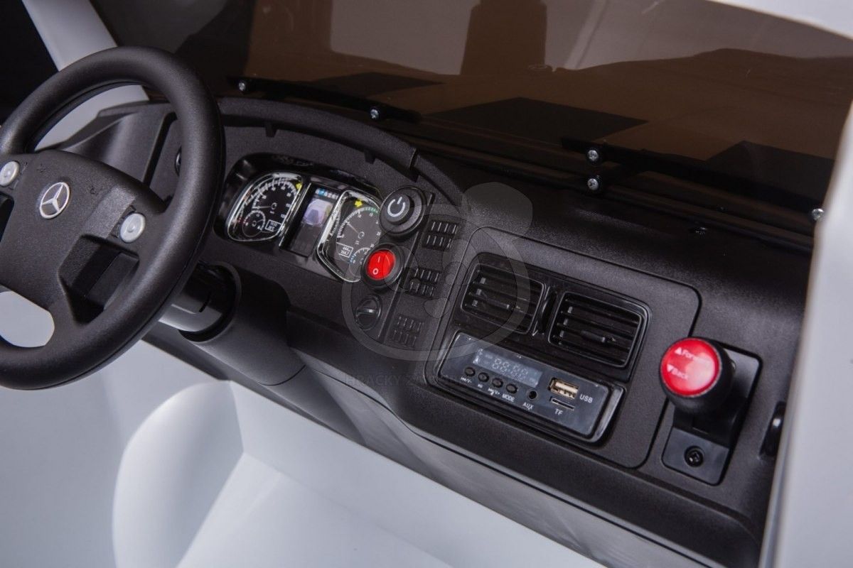 Elektrické autíčko Mercedes-Benz Zetros - bílé - obrázek 15