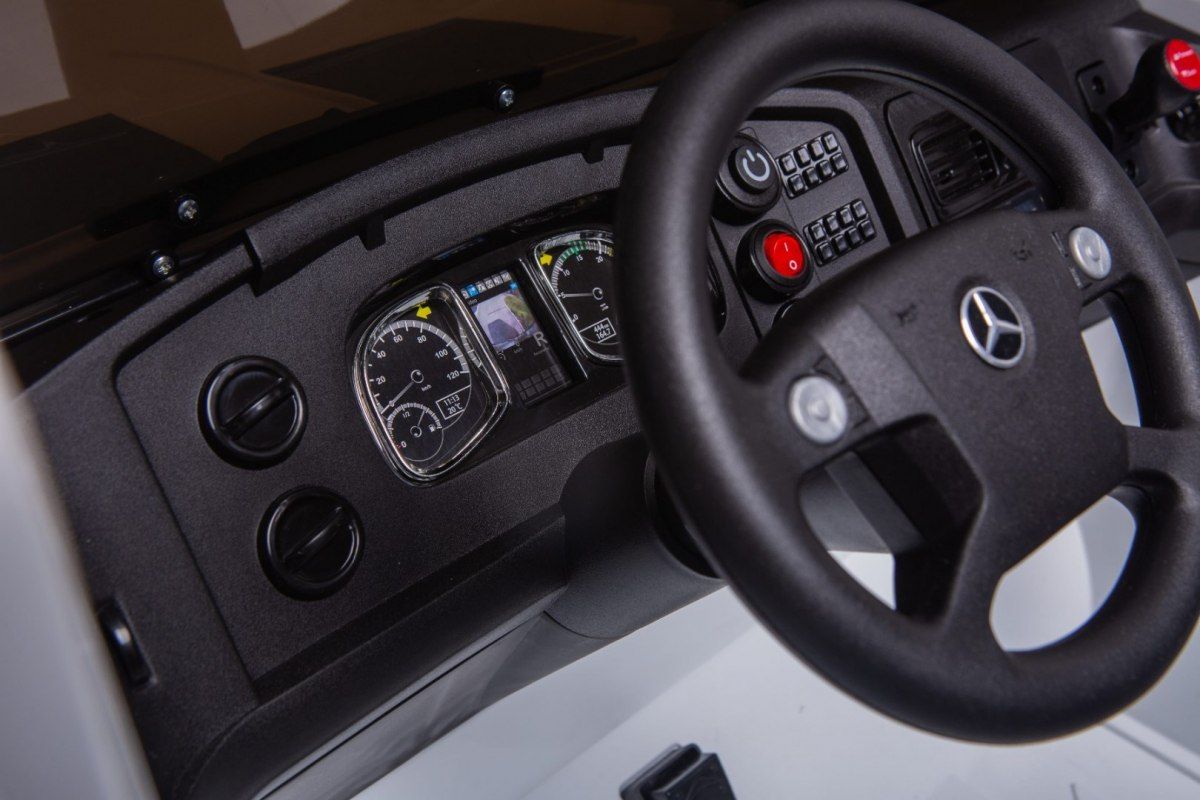 Elektrické autíčko Mercedes-Benz Zetros - bílé - obrázek 16