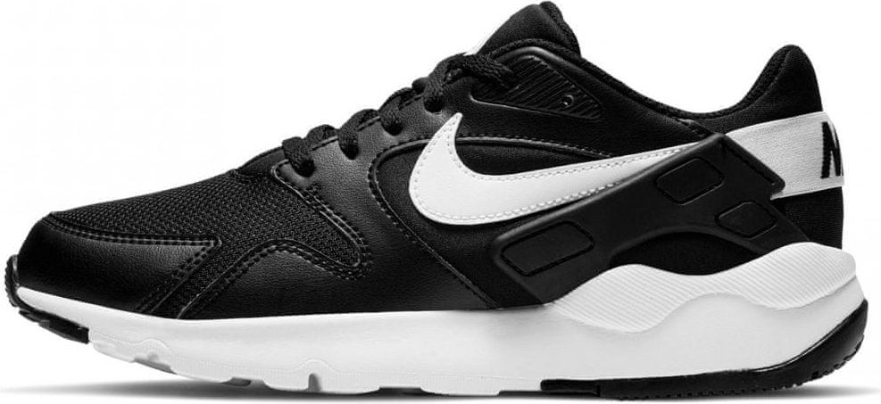 Nike chlapecká obuv LD Victory AT5604-002 35,5 černá - obrázek 1