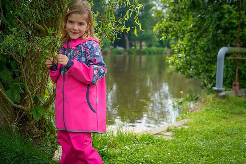 Unuo, Dětské softshellové kalhoty bez zateplení Basic, Tm. Růžová Malinová, Květinky Velikost: 104/110 - obrázek 6