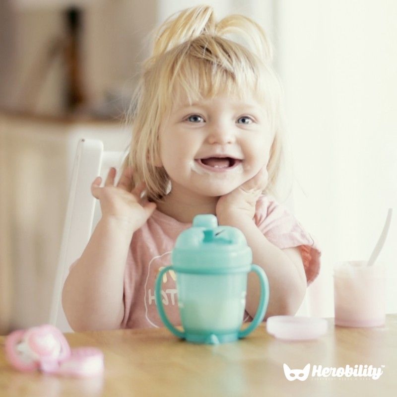 Herobility HeroSippy Netekoucí hrneček 140 ml, černý - obrázek 6