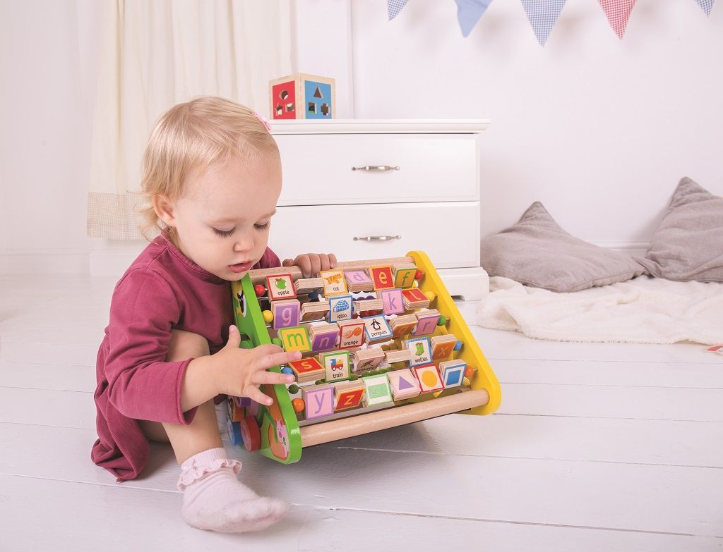 Bigjigs Baby Aktivní trojúhelník s angličtinou - obrázek 20