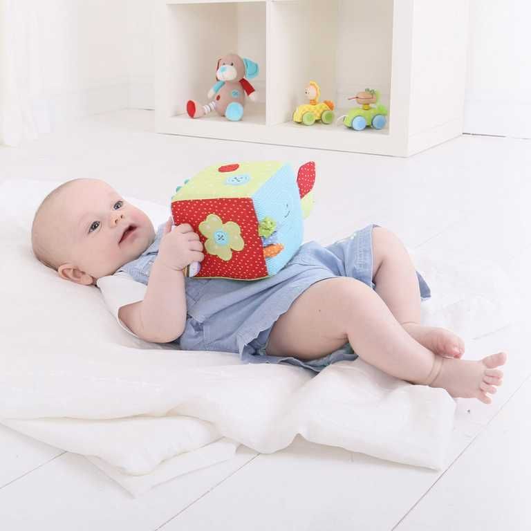 Bigjigs Baby Textilní motorická kostka pejsek Bruno - obrázek 8