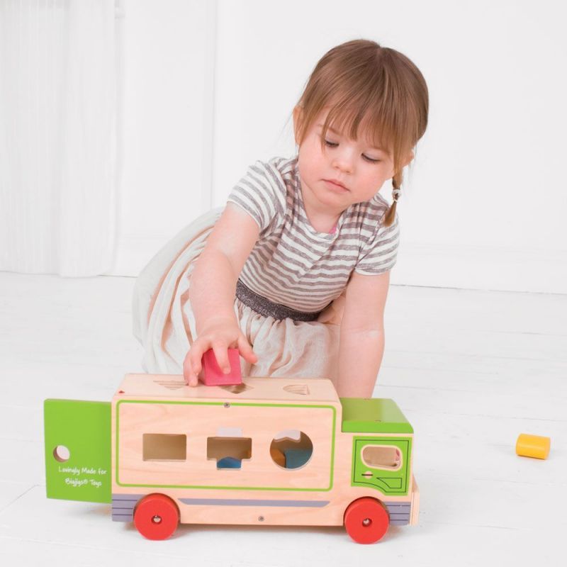 Bigjigs Toys Dřevěné auto s tvary - obrázek 3