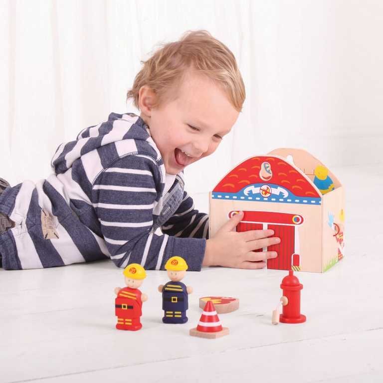 Bigjigs Toys Hasiči v kufříku - obrázek 6